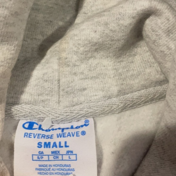Men’s Champion Hoodie. Size Small. Fits like a Medium-Large - Picture 2 of 2